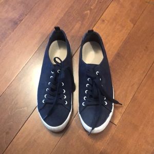 Gap navy suede shoes